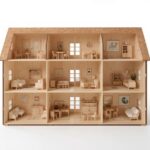 Puppenhaus zum Aufklappen aus Holz mit aufgeklappten Seiten und eingerichteten Zimmern